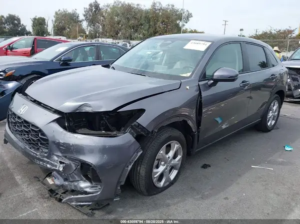 3CZRZ2H32RM766467 2024 HONDA HR-V - Image 2