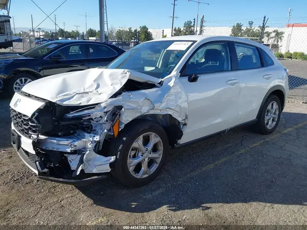 3CZRZ2H32SM787423 2025 HONDA HR-V - Image 2