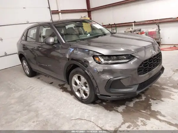 3CZRZ2H33PM734088 2023 HONDA HR-V - Image 1