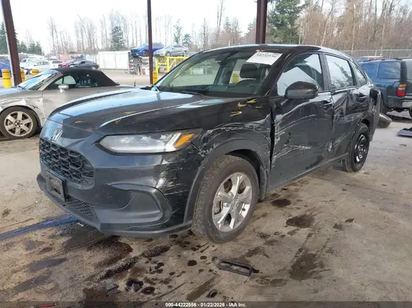 3CZRZ2H33PM748458 2023 HONDA HR-V - Image 2