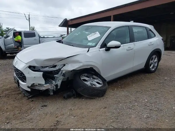 3CZRZ2H33RM773928 2024 HONDA HR-V - Image 2
