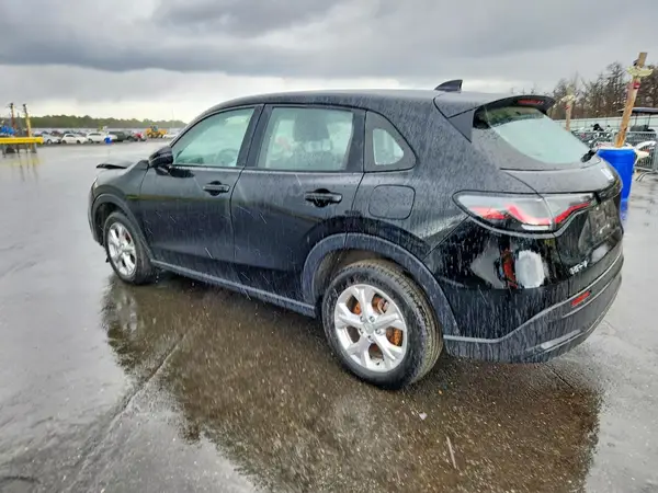 3CZRZ2H33SM746010 2025 HONDA HR-V - Image 2
