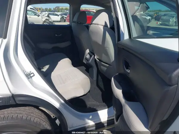 3CZRZ2H34PM748565 2023 HONDA HR-V - Image 8