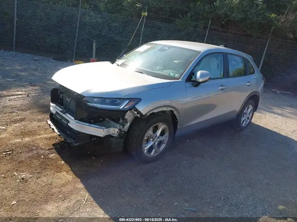 3CZRZ2H34RM718551 2024 HONDA HR-V - Image 2
