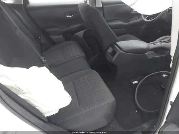 3CZRZ2H34SM704302 2025 HONDA HR-V - Image 8