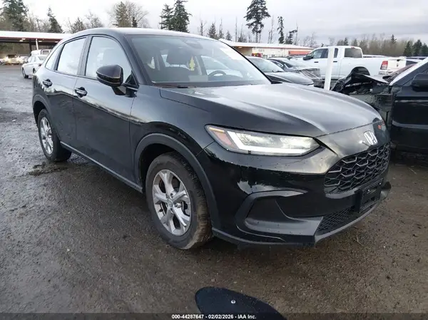 3CZRZ2H34SM755945 2025 HONDA HR-V - Image 1