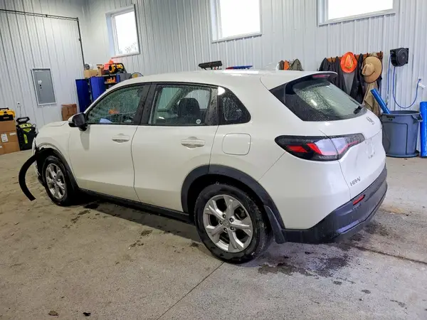 3CZRZ2H35PM703313 2023 HONDA HR-V - Image 2