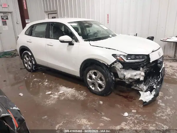 3CZRZ2H35PM734061 2023 HONDA HR-V - Image 1