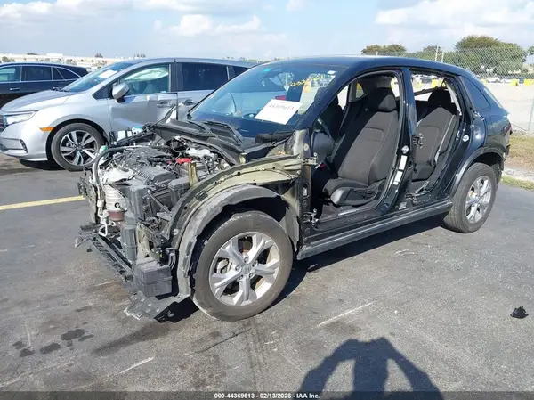 3CZRZ2H35RM720745 2024 HONDA HR-V - Image 2