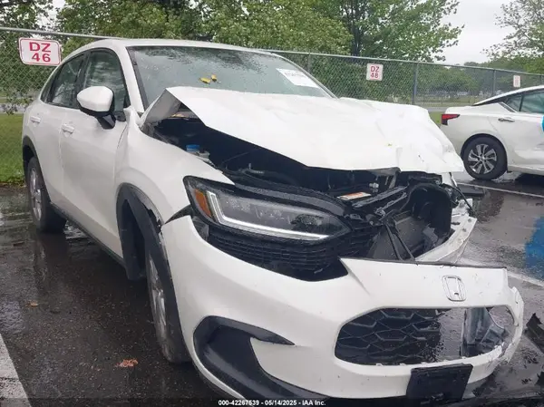 3CZRZ2H36RM746674 2024 HONDA HR-V - Image 1