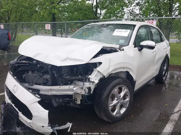 3CZRZ2H36RM746674 2024 HONDA HR-V - Image 2