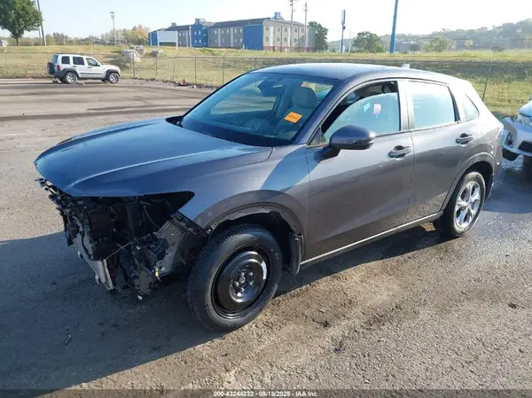 3CZRZ2H36RM777584 2024 HONDA HR-V - Image 2