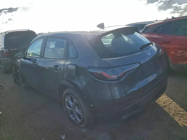 3CZRZ2H36RM780582 2024 HONDA HR-V - Image 2