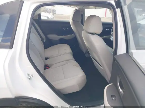 3CZRZ2H37PM711865 2023 HONDA HR-V - Image 8