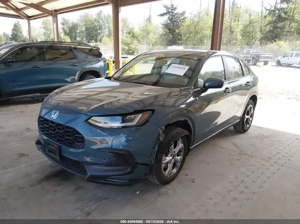 3CZRZ2H38RM727401 2024 HONDA HR-V - Image 2