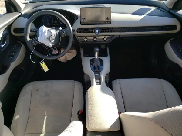 3CZRZ2H38RM727737 2024 HONDA HR-V - Image 8