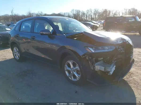 3CZRZ2H38RM768899 2024 HONDA HR-V - Image 1