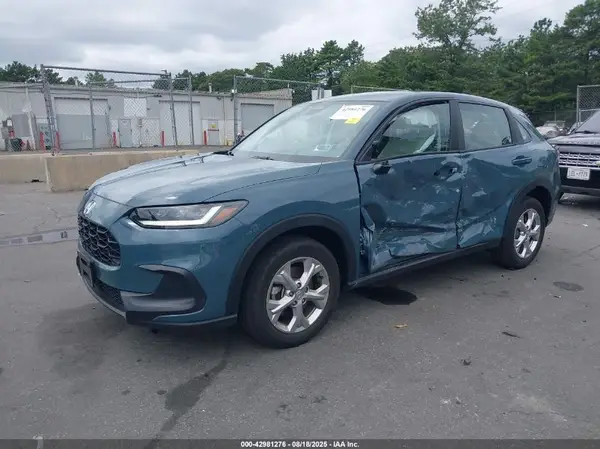 3CZRZ2H38RM770085 2024 HONDA HR-V - Image 2