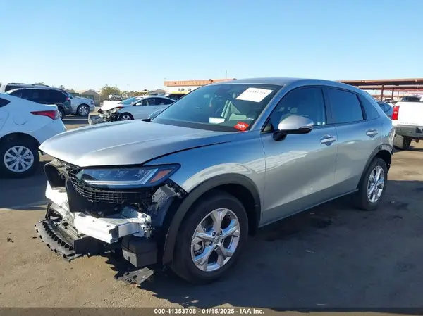 3CZRZ2H38RM775805 2024 HONDA HR-V - Image 2