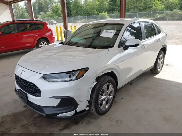 3CZRZ2H39RM756065 2024 HONDA HR-V - Image 2