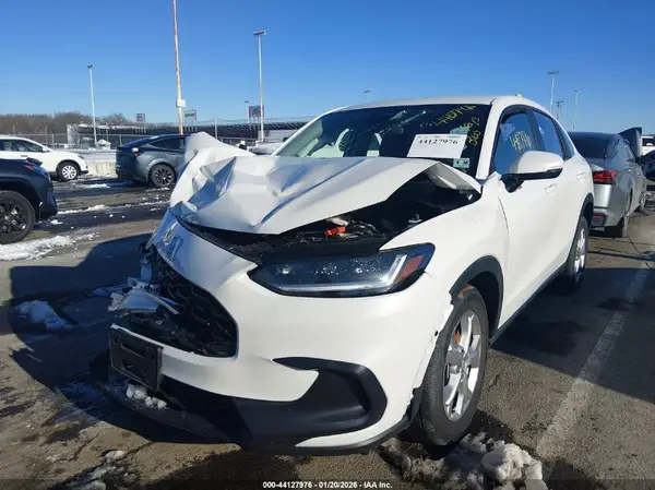 3CZRZ2H39SM764446 2025 HONDA HR-V - Image 2