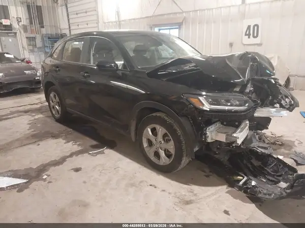 3CZRZ2H39SM770411 2025 HONDA HR-V - Image 1