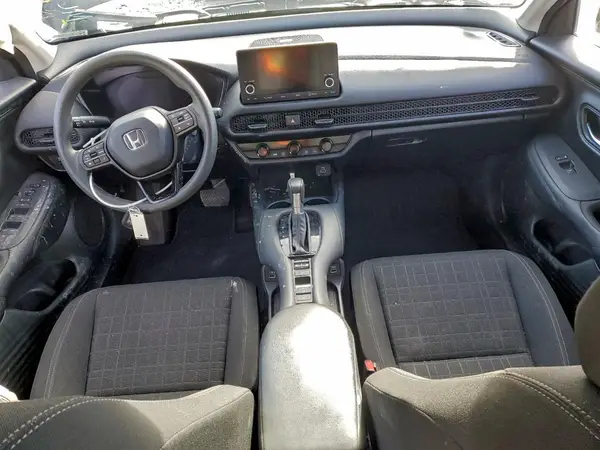 3CZRZ2H3XPM710063 2023 HONDA HR-V - Image 8