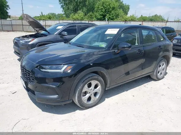 3CZRZ2H3XRM717758 2024 HONDA HR-V - Image 2