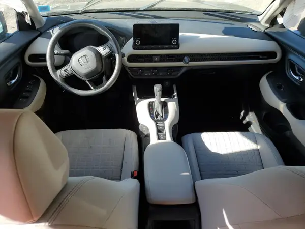 3CZRZ2H3XRM734611 2024 HONDA HR-V - Image 8