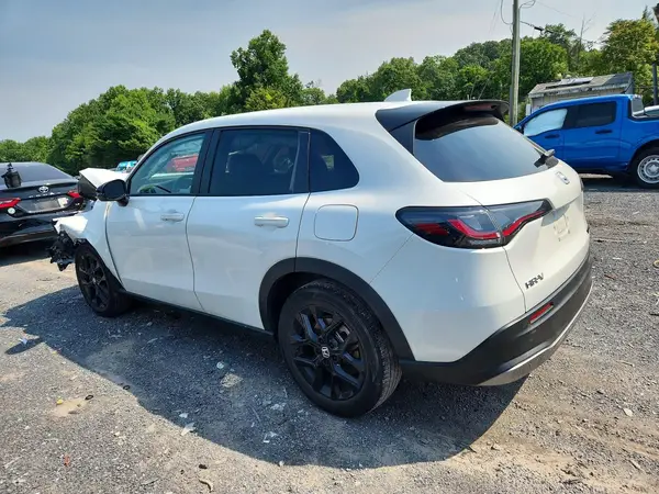 3CZRZ2H50RM705099 2024 HONDA HR-V - Image 2