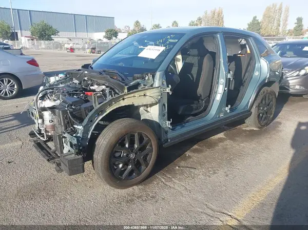 3CZRZ2H50RM744968 2024 HONDA HR-V - Image 2