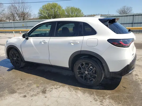 3CZRZ2H50RM777341 2024 HONDA HR-V - Image 2
