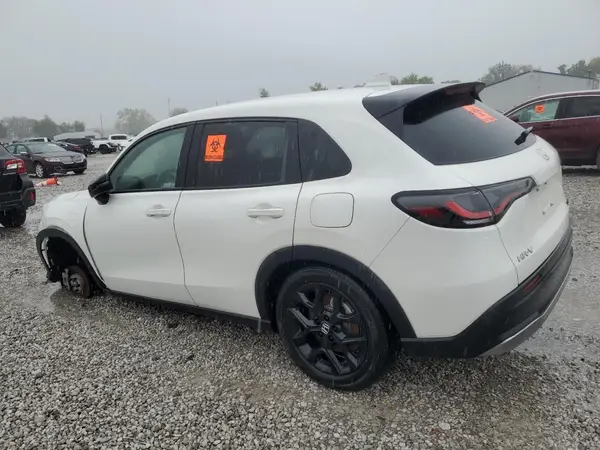 3CZRZ2H51RM740010 2024 HONDA HR-V - Image 2