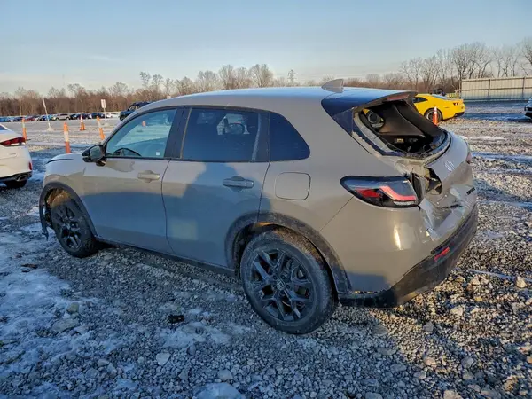 3CZRZ2H51RM762587 2024 HONDA HR-V - Image 2