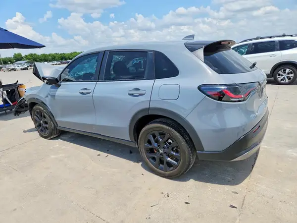 3CZRZ2H52RM715049 2024 HONDA HR-V - Image 2