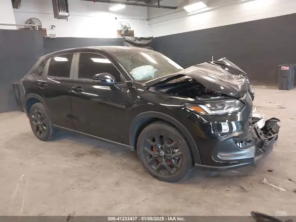 3CZRZ2H52RM715679 2024 HONDA HR-V - Image 1