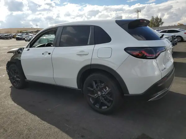 3CZRZ2H52RM730781 2024 HONDA HR-V - Image 2