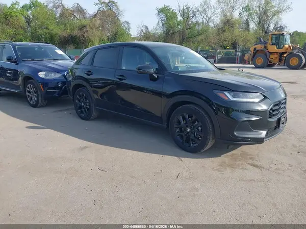3CZRZ2H52RM745023 2024 HONDA HR-V - Image 1
