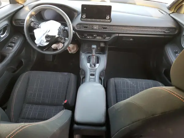 3CZRZ2H52RM746396 2024 HONDA HR-V - Image 8