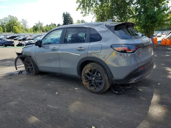 3CZRZ2H52RM746737 2024 HONDA HR-V - Image 2