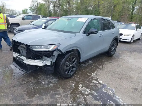 3CZRZ2H52RM761643 2024 HONDA HR-V - Image 2