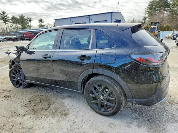3CZRZ2H53RM704741 2024 HONDA HR-V - Image 2