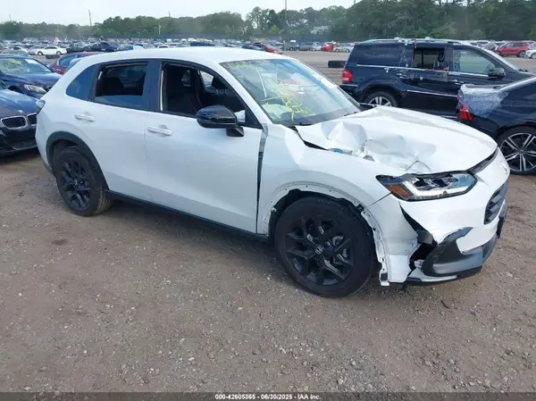 3CZRZ2H53RM736198 2024 HONDA HR-V - Image 1