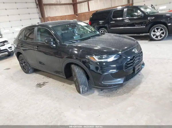 3CZRZ2H53SM749720 2025 HONDA HR-V - Image 1