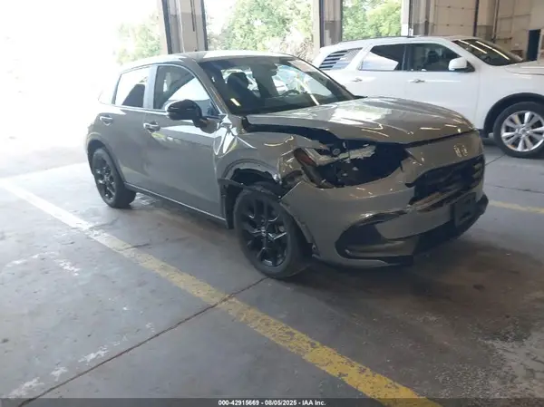 3CZRZ2H54RM720110 2024 HONDA HR-V - Image 1