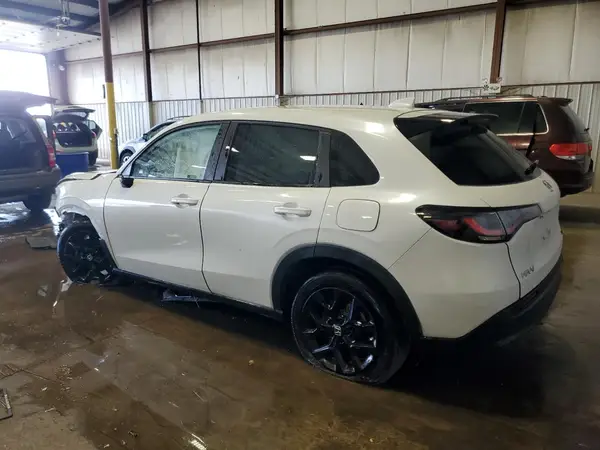 3CZRZ2H54RM726599 2024 HONDA HR-V - Image 2