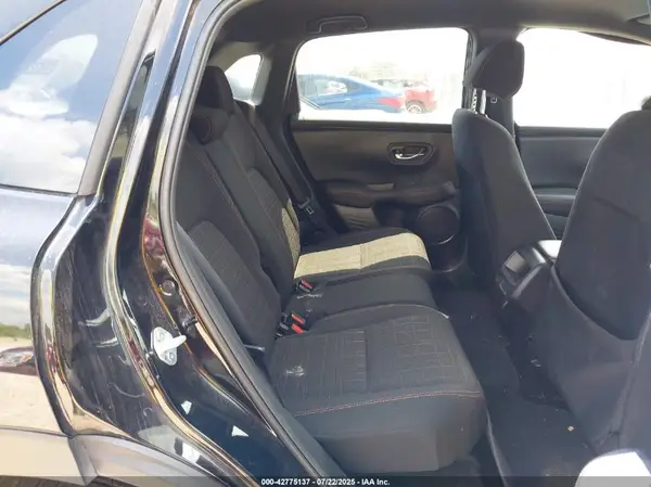 3CZRZ2H54RM745024 2024 HONDA HR-V - Image 8