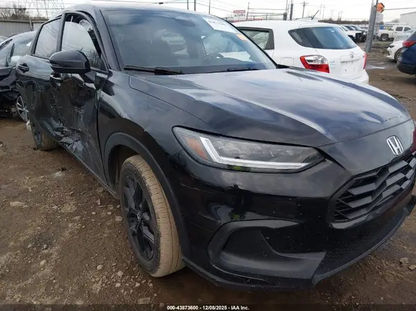 3CZRZ2H54RM762972 2024 HONDA HR-V - Image 1