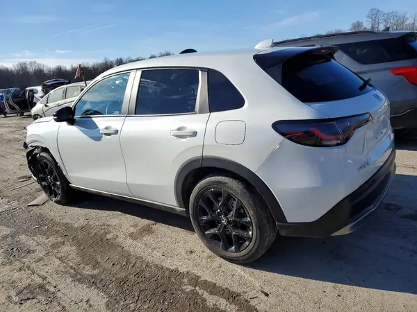 3CZRZ2H55RM712498 2024 HONDA HR-V - Image 2