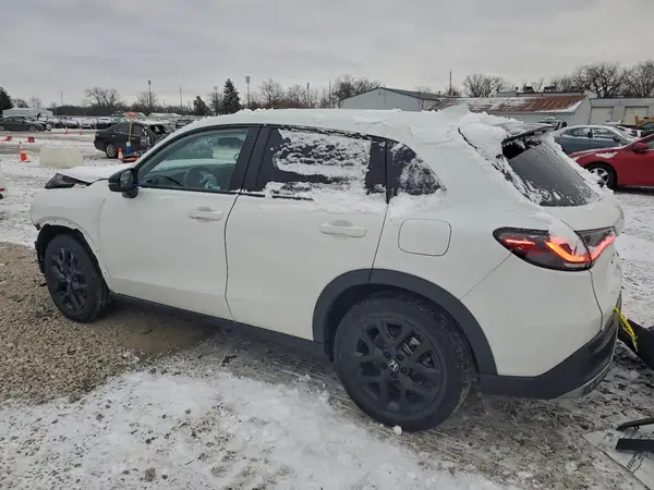 3CZRZ2H55RM718740 2024 HONDA HR-V - Image 2